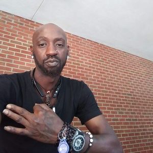 Meet your Posher, Ron